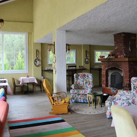 فندق مبيت وإفطار Comfy Apart W Shared Pool Near Kusadasi In Selcuk