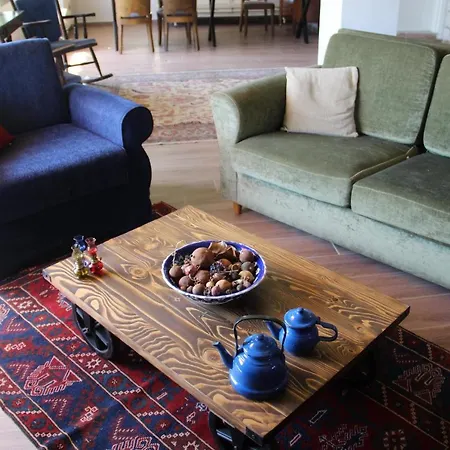 Comfy Apart W Shared Pool Near Kusadasi In Selcuk فندق مبيت وإفطار *
