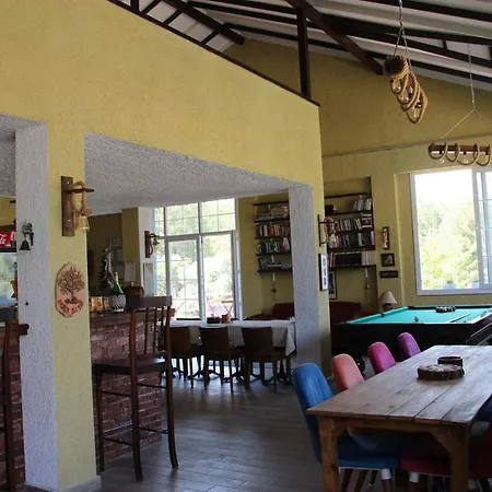 Comfy Apart W Shared Pool Near Kusadasi In Selcuk Bed & Breakfast Kirazli (Aegean)